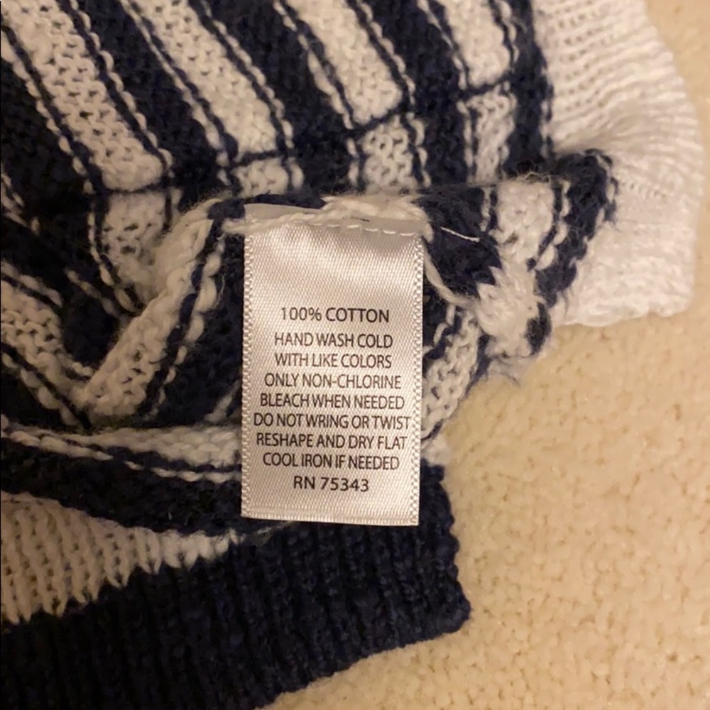 Lightweight Spring/Summer Sweater - image 5